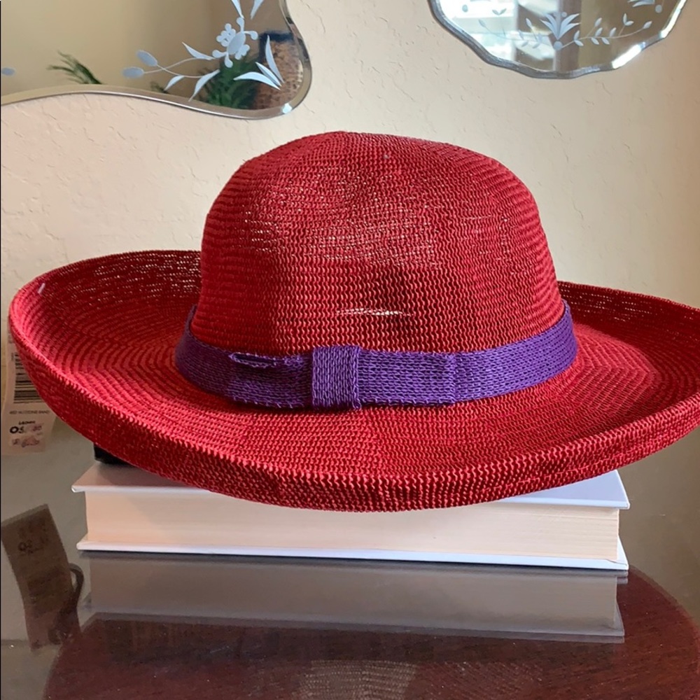 Hat never worn